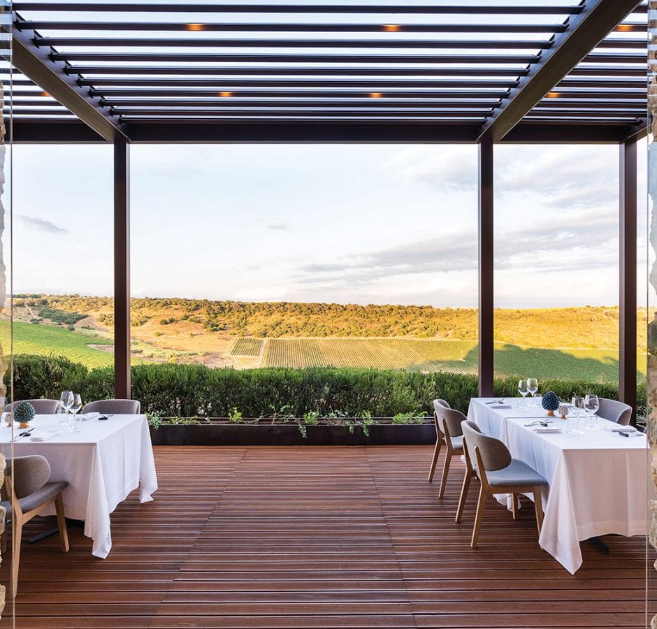 Timeless outdoor space for Feudi del Pisciotto Wine Relais - Pratic